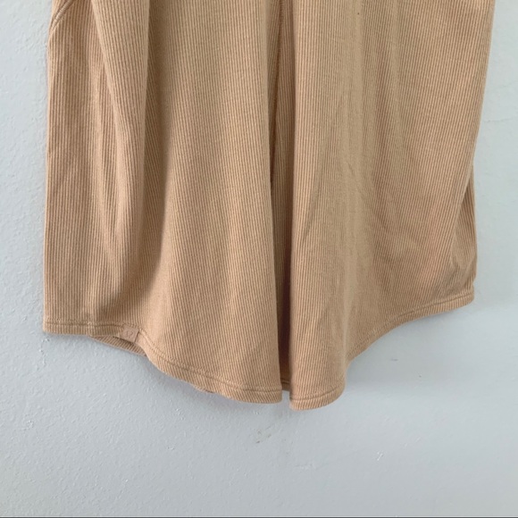 LULULEMON full day ahead tank - Picture 3 of 6